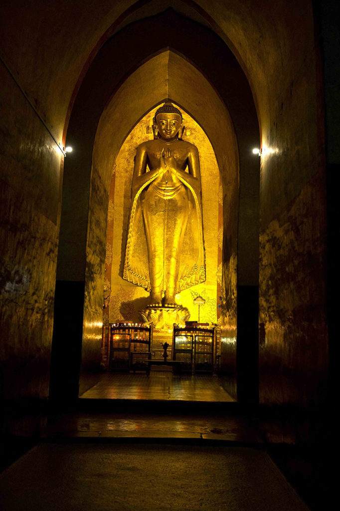 myanmar-bagan-ananda-tempel-kassapa