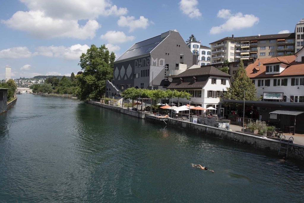 zürich-rivier-zwemmen