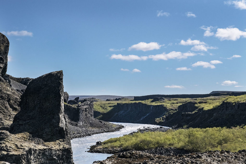 ijsland-noorden-hljóðaklettar