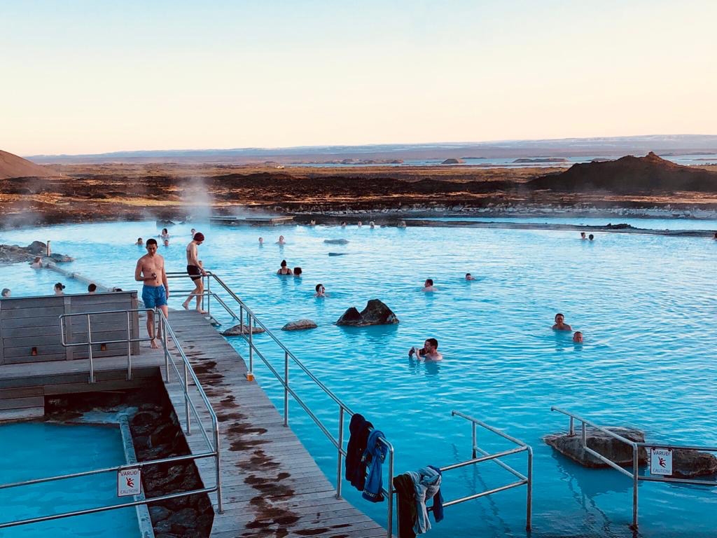 noord-ijsland-nature-baths-mývatn