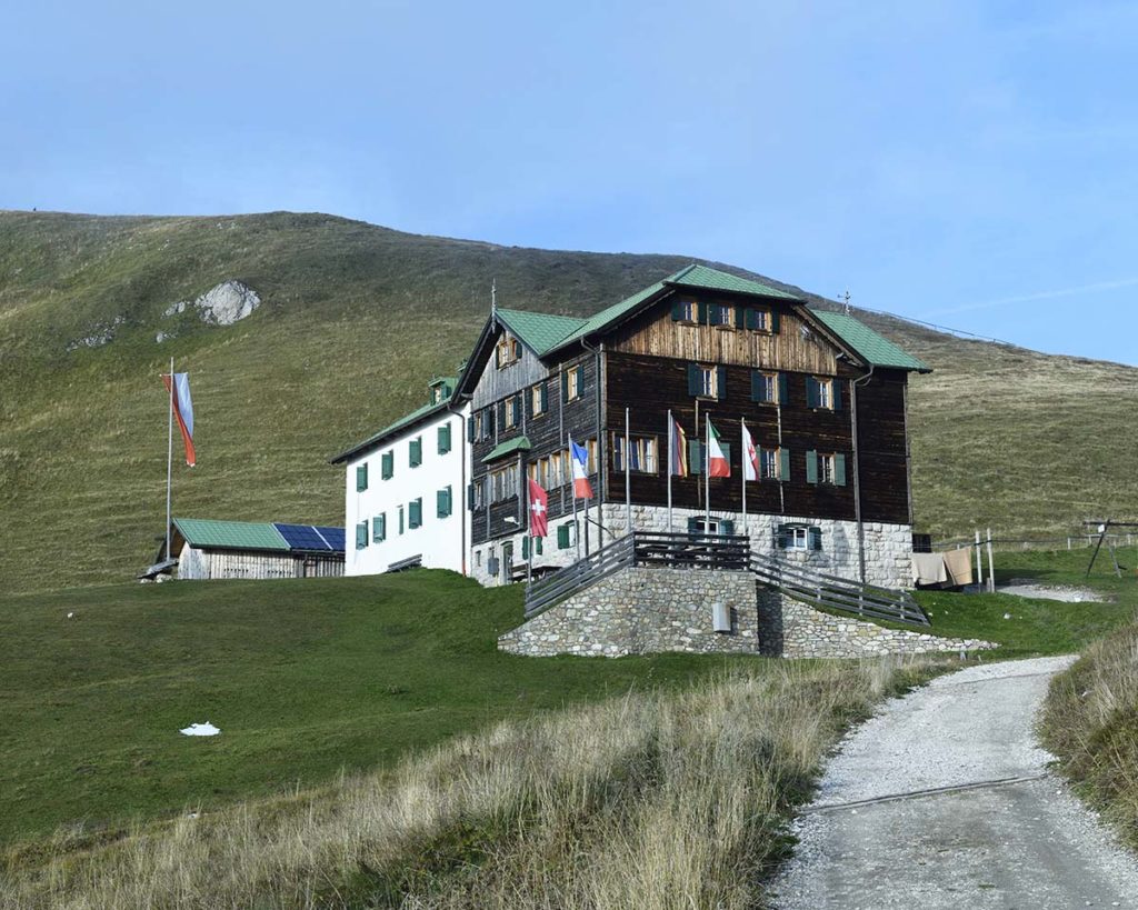Schutzhütte-raschötz-zuid-tirol-henk-bothof