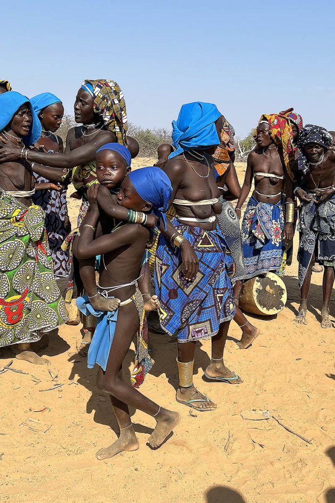 Mucubal-ritueel-Angola-Henk-Bothof