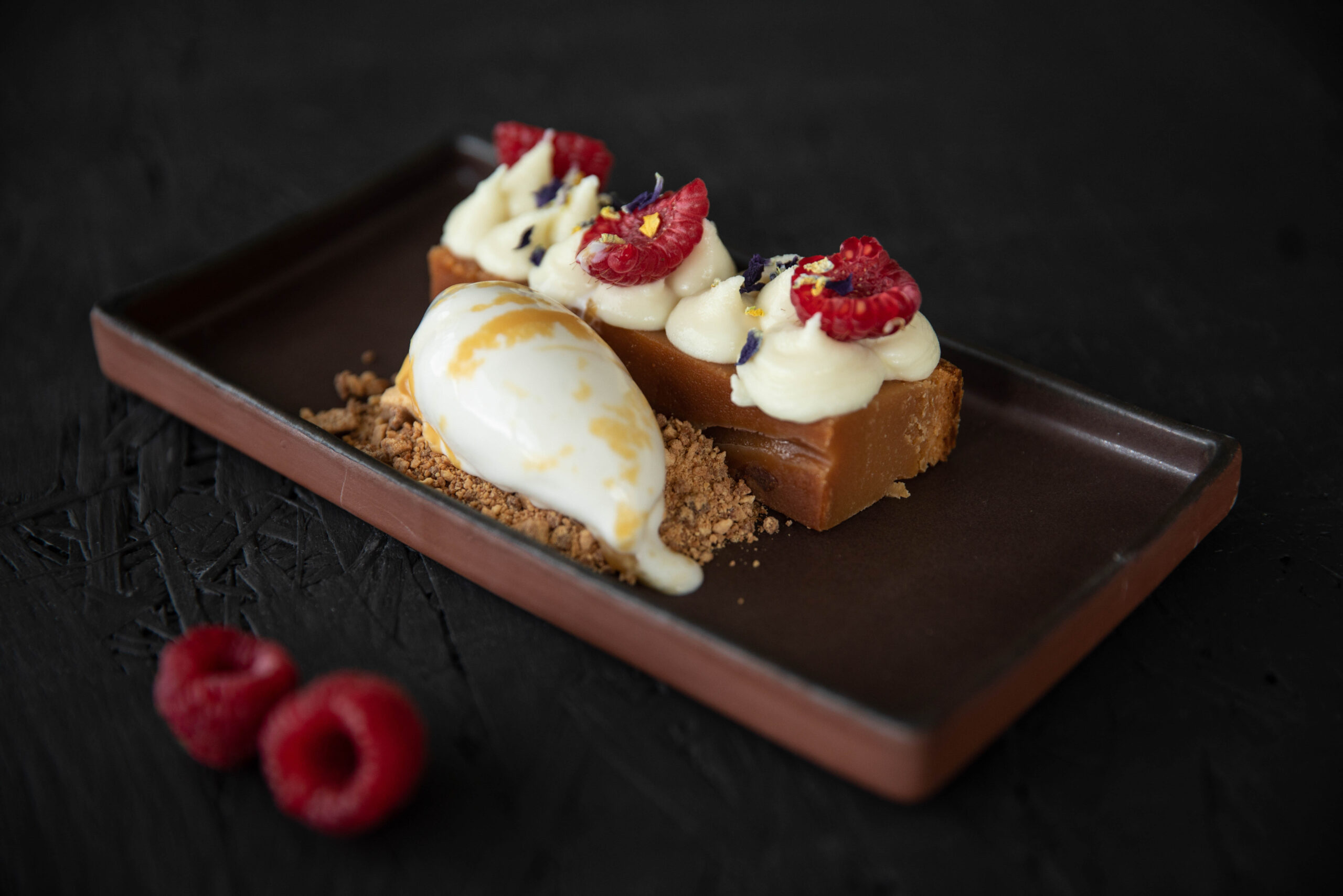 dessert-hotel-budir-IJsland