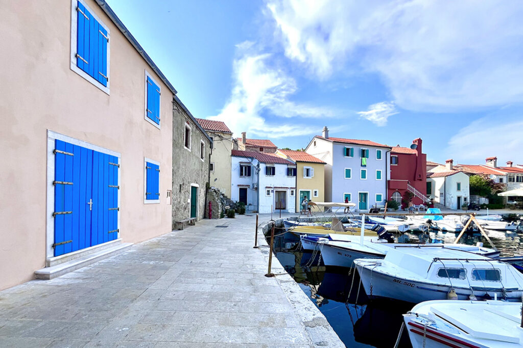 haven-luka-rovenka-lusinj-kroatie-avo