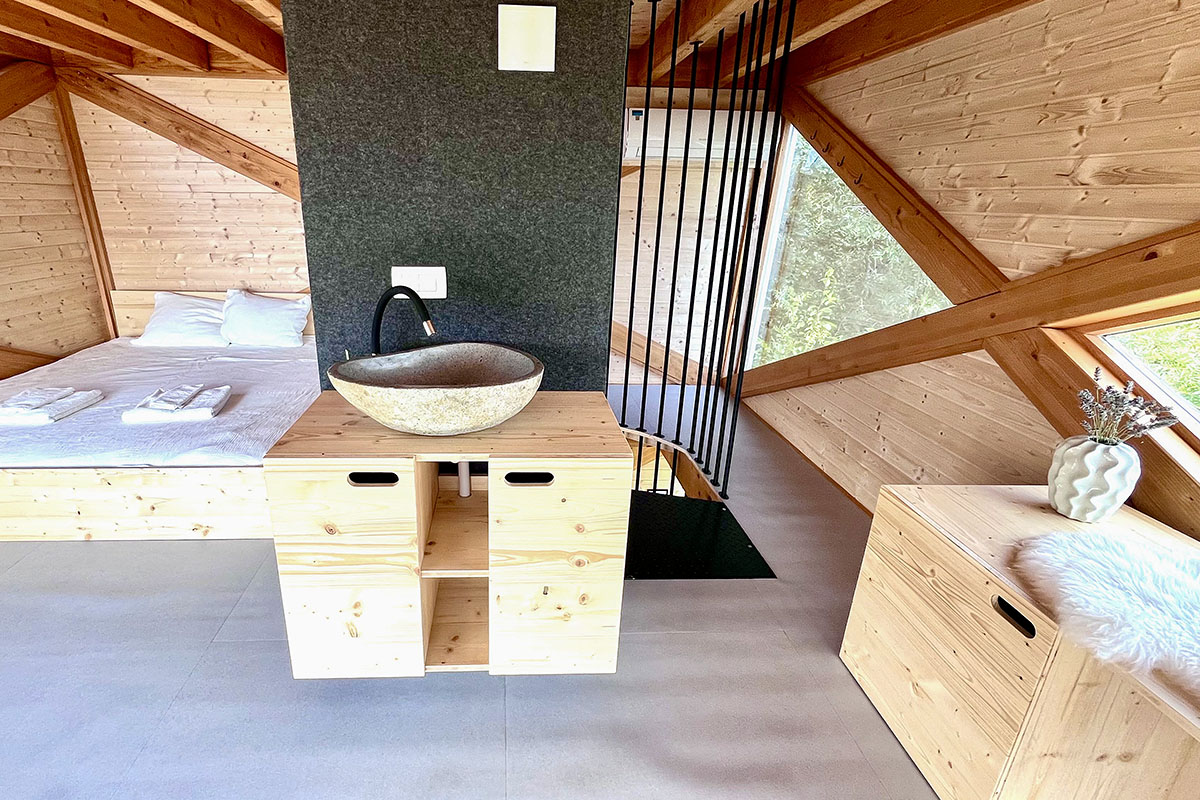 interieur-toren-na-skaluc-slovenie-avo