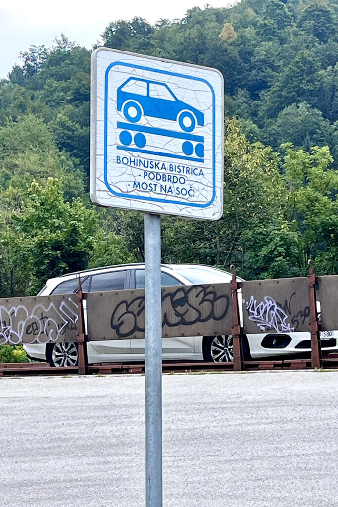 verkeersbord-autotrein-bohinj-avo