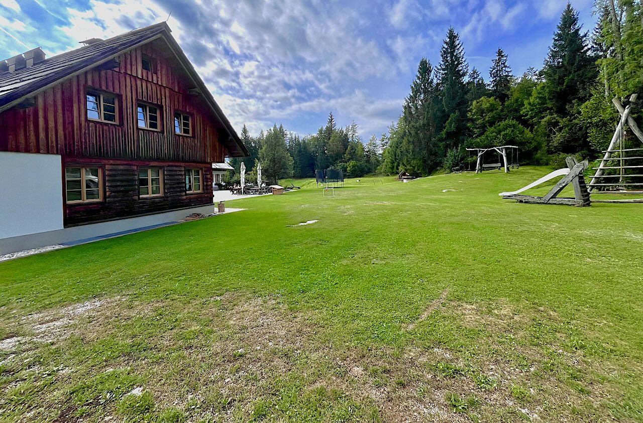 alpine-homestead-speelveld-avo